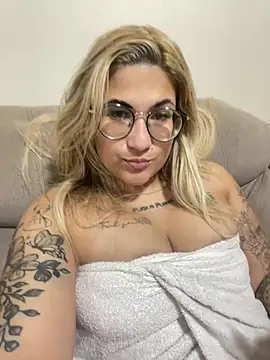 Snapshot of esposatattoo chatting on 21, 2, 2026 esposatattoo online show from 21, 2, 2026