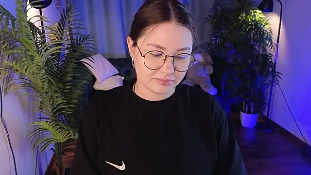 vanessaparadiza online show from 12, 2, 2026