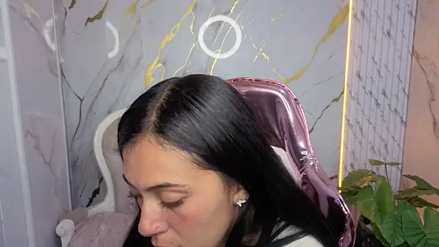 Snapshot of Abby1_b_ chatting on 17, 2, 2026 Abby1 b online show from 17, 2, 2026