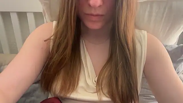 Lucyschickt online show from 14, 3, 2026