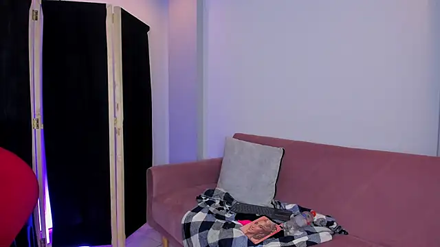 Lia Nova online show from 8, 3, 2026