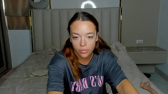 Snapshot of stellaa_quenn chatting on 23, 4, 2026 stellaa quenn online show from 23, 4, 2026