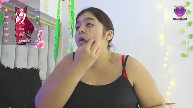 Snapshot of dahlialee chatting on 4, 3, 2026 dahlialee online show from 4, 3, 2026