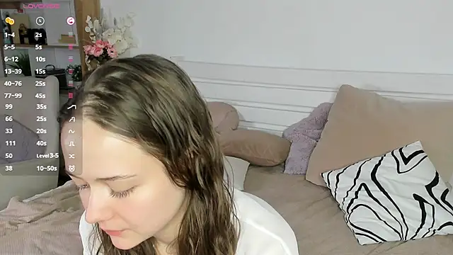 MalvinaTrafford online show from 8, 4, 2026