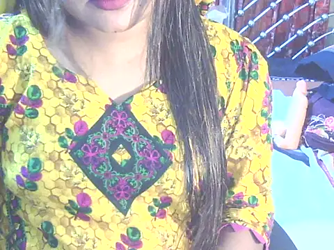 Snapshot of Nusrat_Faria chatting on 13, 5, 2026 Nusrat Faria online show from 13, 5, 2026