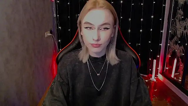 Snapshot of crybambi chatting on 3, 2, 2026 crybambi online show from 3, 2, 2026