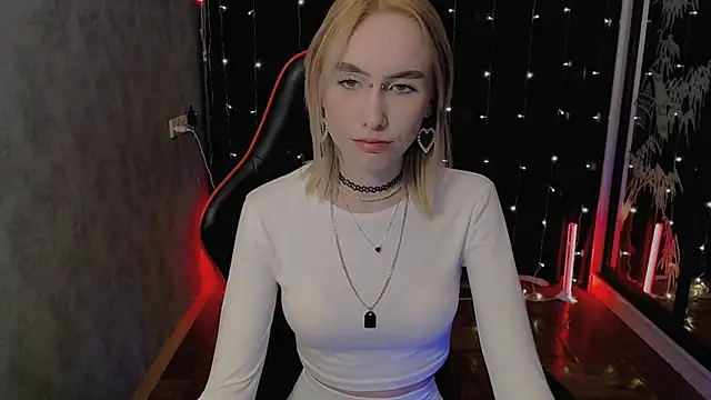 Snapshot of crybambi chatting on 5, 2, 2026 crybambi online show from 5, 2, 2026