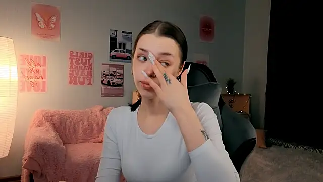 Vexnexe online show from 27, 2, 2026