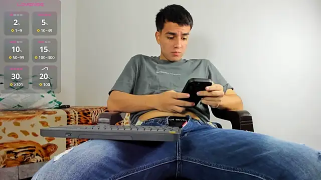 david hot08 online show from 25, 2, 2026