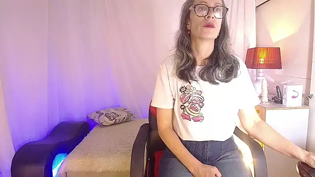 laurasofia45 online show from 31, 3, 2026