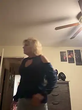 Snapshot of FireAfterDark chatting on 28, 2, 2026 FireAfterDark online show from 28, 2, 2026