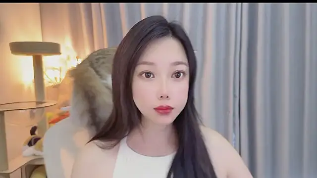 Yumi yuni online show from 4, 6, 2026