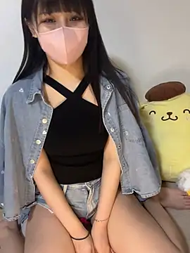 Mitsuki  jp online show from 18, 4, 2026