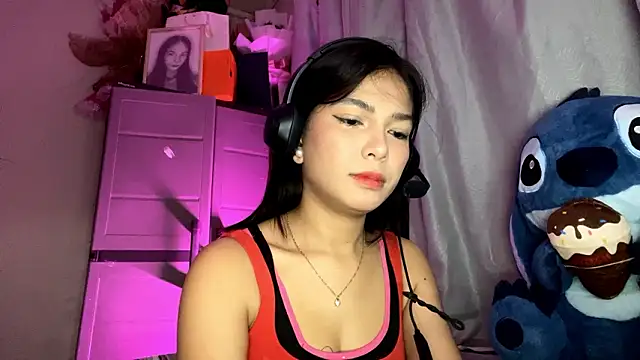 Snapshot of ConstancePorrini chatting on 16, 2, 2026 ConstancePorrini online show from 16, 2, 2026