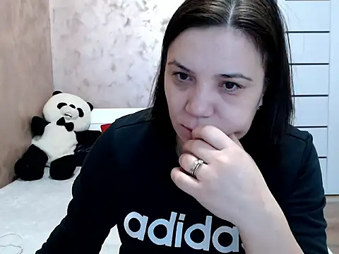 LorraGrey online show from 4, 2, 2026