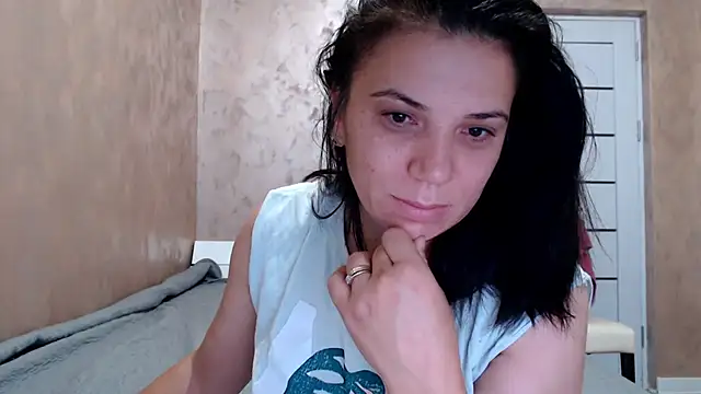 Snapshot of LorraGrey chatting on 13, 7, 2026 LorraGrey online show from 13, 7, 2026