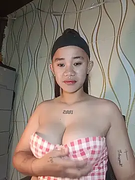 Snapshot of morena_joy69 chatting on 26, 5, 2026 morena joy69 online show from 26, 5, 2026