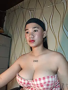 Snapshot of morena_joy69 chatting on 27, 5, 2026 morena joy69 online show from 27, 5, 2026
