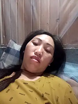 hot-luna- online show from 11, 4, 2026