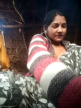 Hotty raghni online show from 9, 2, 2026