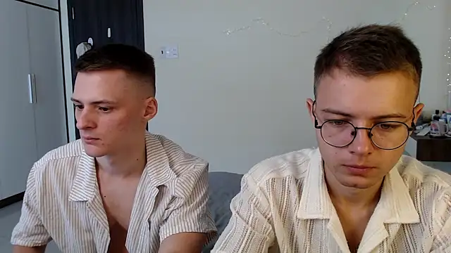 NikiKerryCum online show from 7, 6, 2026