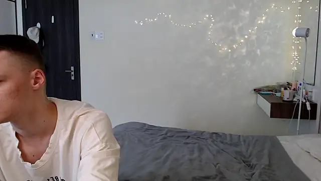 NikiKerryCum online show from 12, 6, 2026