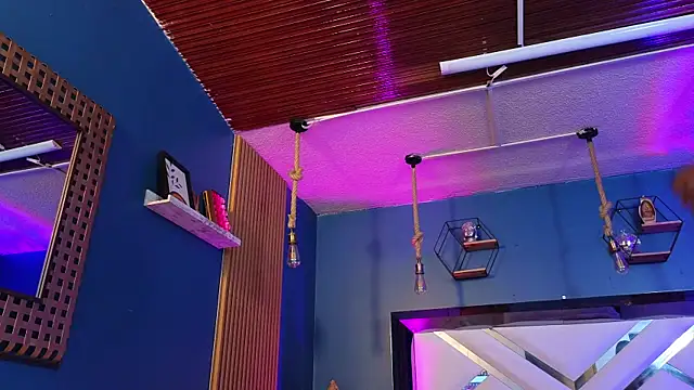 Ladyy brownn online show from 17, 4, 2026