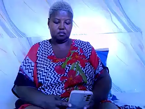 Snapshot of treasure_hunny chatting on 20, 2, 2026 treasure hunny online show from 20, 2, 2026