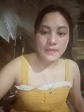 Snapshot of Momo-biki chatting on 6, 5, 2026 Momo-biki online show from 6, 5, 2026