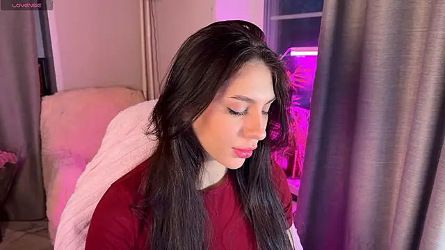 lunawho online show from 9, 3, 2026