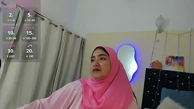 Snapshot of SamiraAwada chatting on 30, 4, 2026 SamiraAwada online show from 30, 4, 2026