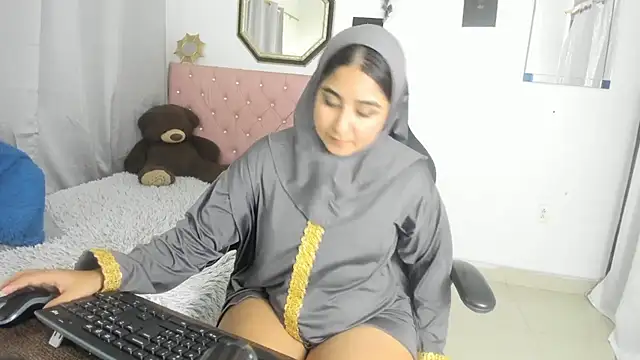 Snapshot of SamiraAwada chatting on 14, 7, 2026 SamiraAwada online show from 14, 7, 2026