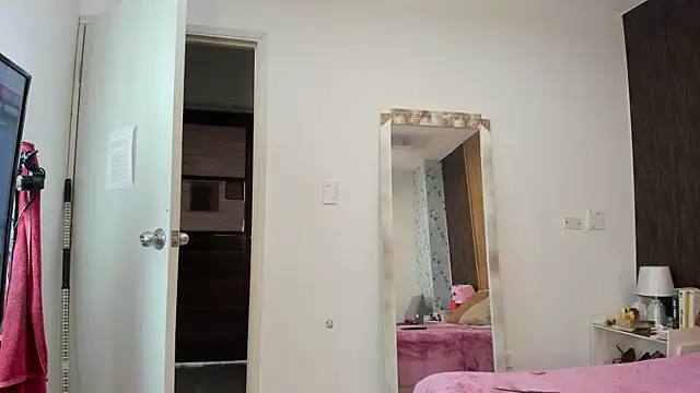 AlisHoward online show from 4, 4, 2026