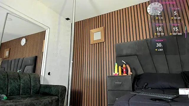 Snapshot of JazminRusso_ chatting on 3, 6, 2026 JazminRusso online show from 3, 6, 2026