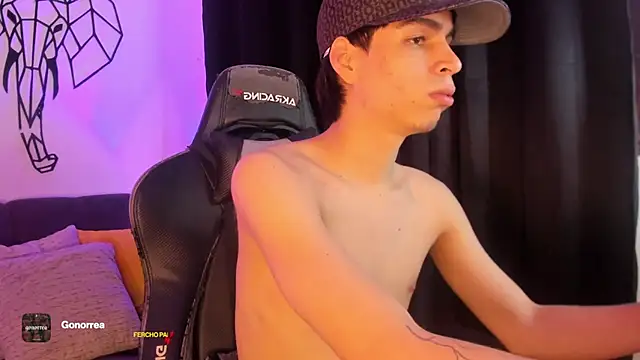 Snapshot of juan_posada chatting on 2, 2, 2026 juan posada online show from 2, 2, 2026