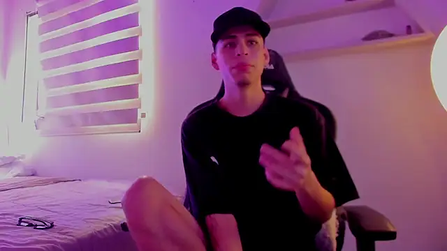 Snapshot of juan_posada chatting on 19, 2, 2026 juan posada online show from 19, 2, 2026