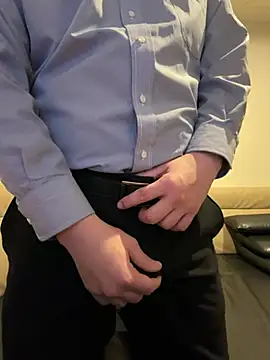 Snapshot of yuuuuusuke00 chatting on 6, 2, 2026 yuuuuusuke00 online show from 6, 2, 2026