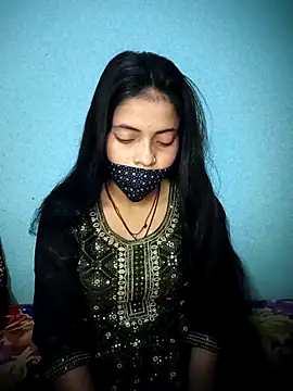 18 year old girl online show from 7, 3, 2026