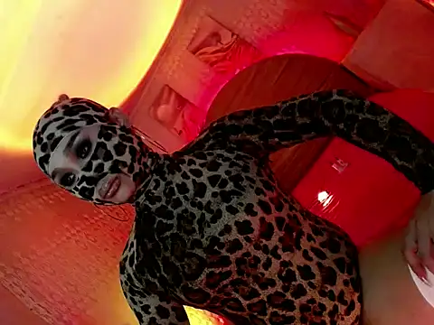 Mysterious Mistress online show from 13, 2, 2026