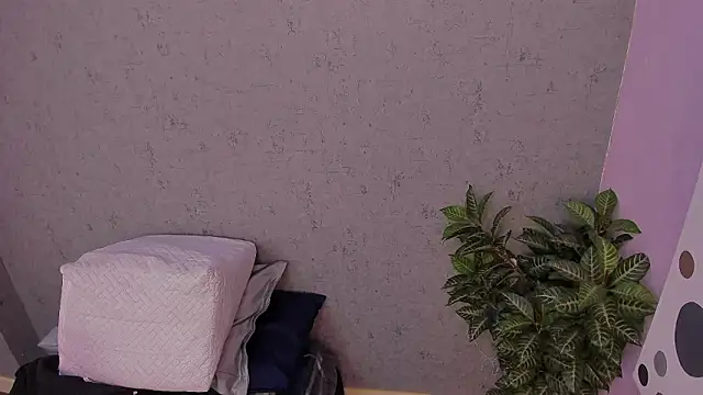 lil miia online show from 11, 3, 2026