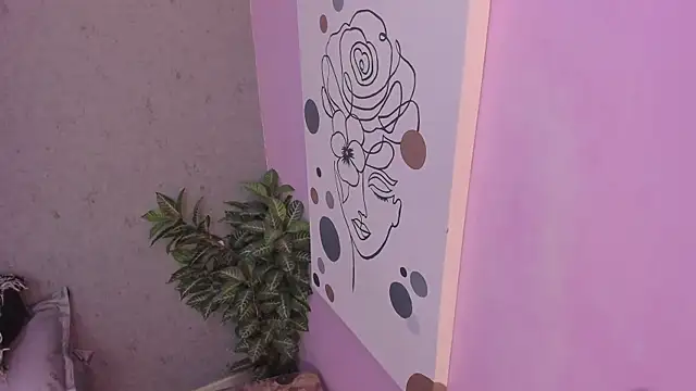 lil miia online show from 15, 4, 2026