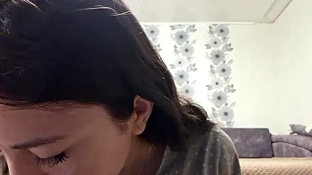 ZyntraLoom online show from 11, 2, 2026