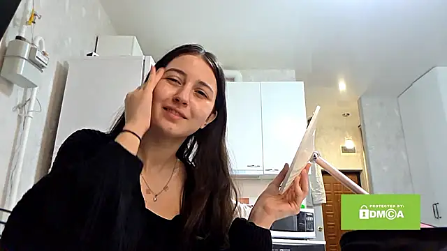 ZyntraLoom online show from 16, 2, 2026