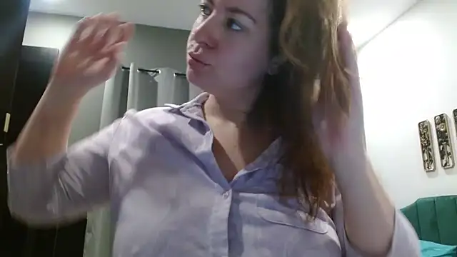 HazelSkyesChat online show from 15, 3, 2026