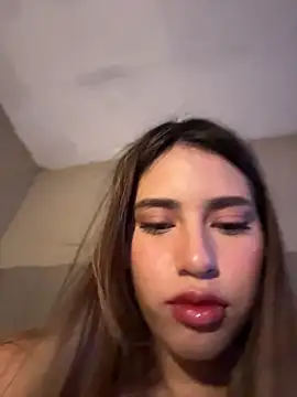 Snapshot of romyamo chatting on 19, 6, 2026 romyamo online show from 19, 6, 2026