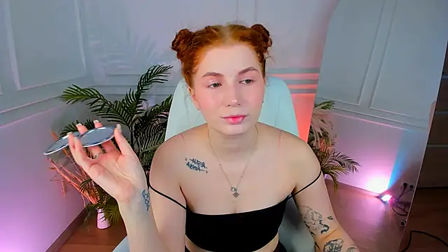 MiraBoom online show from 5, 4, 2026