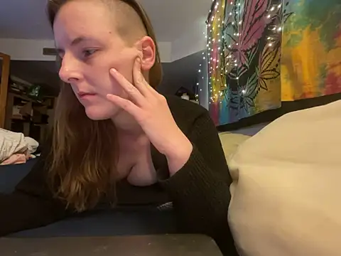 PeachBootyBeauty online show from 7, 3, 2026