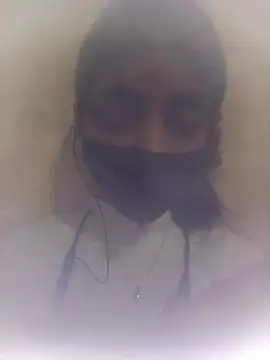 queen gairl online show from 2, 3, 2026