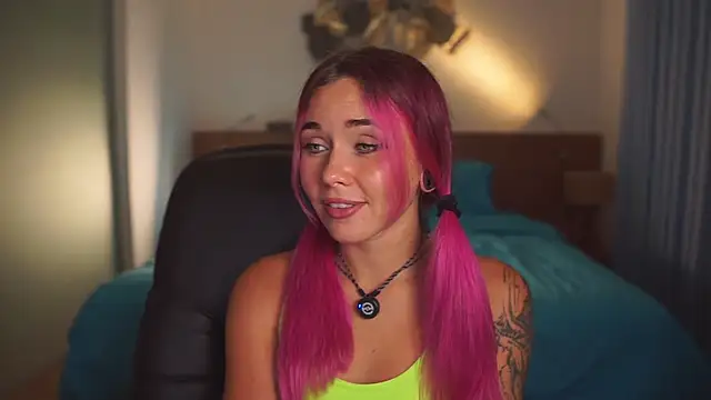 Sarah Pink online show from 19, 1, 2026