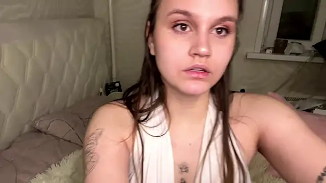 Snapshot of Barbie_Charm_ chatting on 4, 2, 2026 Barbie Charm online show from 4, 2, 2026